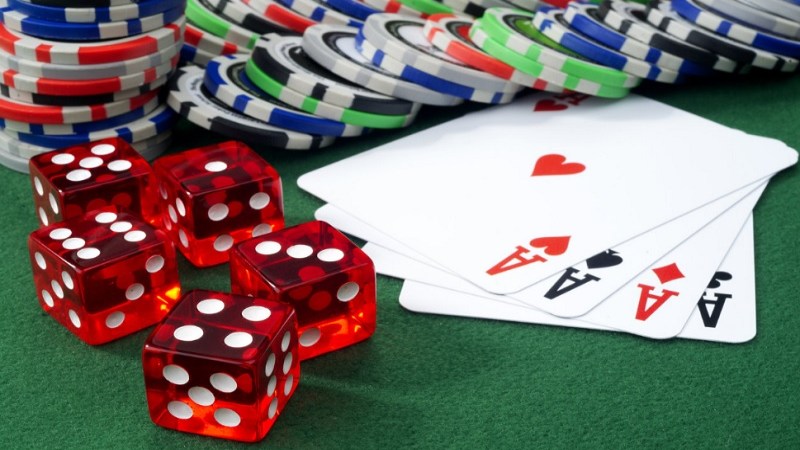 Mơ đánh bài thua tiền có ý nghĩa gì?